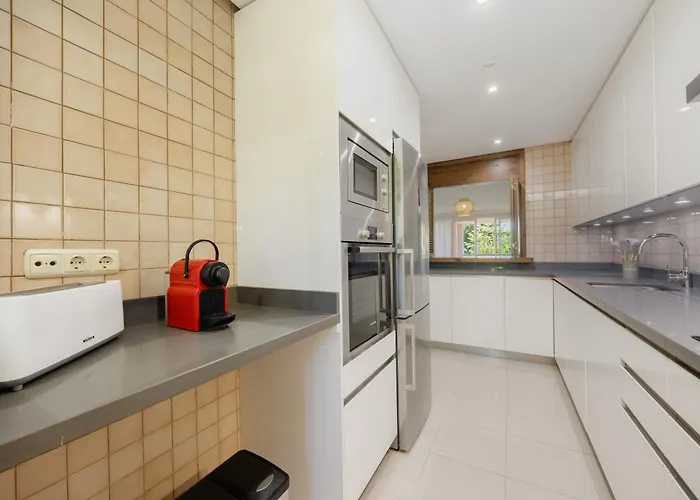 With Large Terrace, Swimming Pool And Areas, Next To Puerto Banus * Marbella