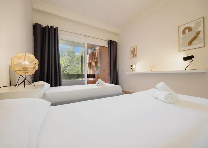 With Large Terrace, Swimming Pool And Areas, Next To Puerto Banus * Marbella