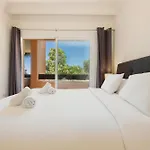 With Large Terrace, Swimming Pool And Areas, Next To Puerto Banus * Marbella